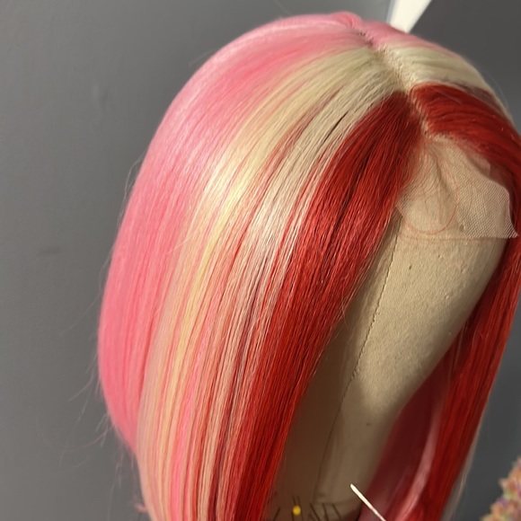Synthetic red/pink hand tied part wig - Picture 2 of 8